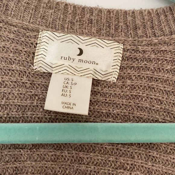 Ruby Moon Brown Women's Sweater - Picture 2 of 7